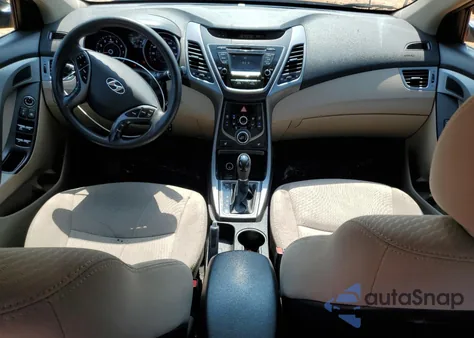 2014 Hyundai Elantra Se z USA, uszkodzony, nr VIN 5NPDH4AE8EH532859